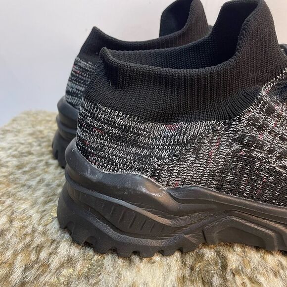 5 for $25🔥Heathered Black Elastic Stretch Sneakers Women's Size 12 - Picture 2 of 11